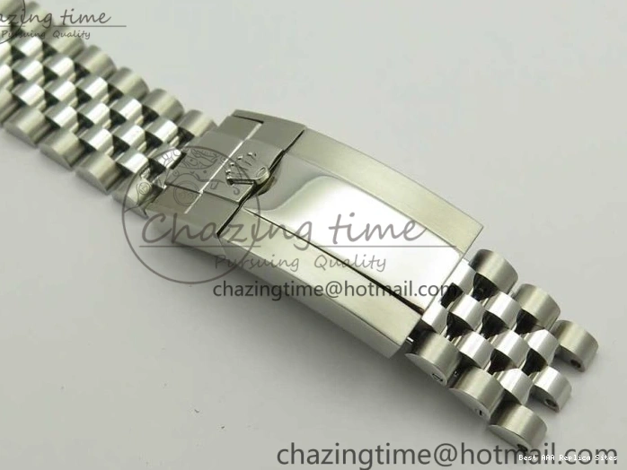 Best AAA Replica Sites GMT-Master Bezel Ceramic Black BPF Bracelet on Green Jubilee 126710 3347 SS Dial A II UrbanChic Black BLRO SS 1225